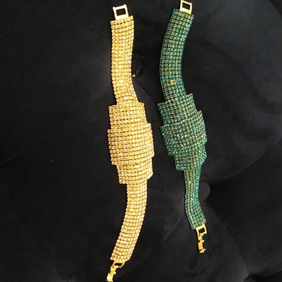 Two bracelets and ring costume jewelry - Picture 6 of 12